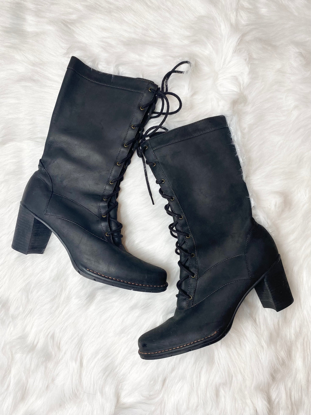 Black Lace-up Boots by Clark’s INDIGO (US11)