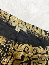 Load image into Gallery viewer, Black &amp; Gold Leggings (M)
