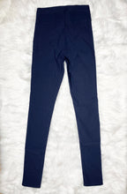Load image into Gallery viewer, H&amp;M Navy Blue Skinny Pants (US6)
