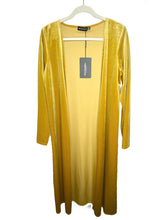 Load image into Gallery viewer, Mustard Velvet Longline Kimono (US6)
