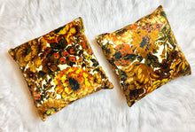 Load image into Gallery viewer, Vintage Floral Decorative Pillows
