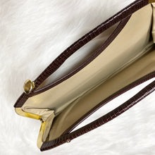 Load image into Gallery viewer, Brown Vintage Leather Clutch
