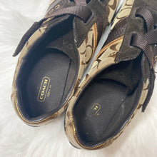 Load image into Gallery viewer, COACH Jenney Sneaker (US11)
