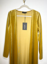 Load image into Gallery viewer, Mustard Velvet Longline Kimono (US6)
