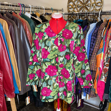 Load image into Gallery viewer, Floral Button Down Long Sleeve Top w/ Gold Buttons (M)
