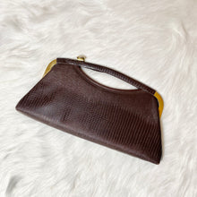 Load image into Gallery viewer, Brown Vintage Leather Clutch
