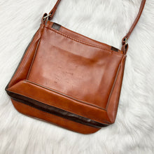 Load image into Gallery viewer, Brown Vintage Purse w/ Double Dark Brown Stripes
