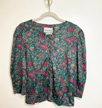 Load image into Gallery viewer, Vintage Green Floral Blouse/Blazer (US10)
