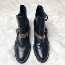 Load image into Gallery viewer, Elliott Lucca Raffaela Cutout Bootie (US10)
