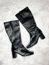 Load image into Gallery viewer, Nine West Vintage Square Toe Boots w/ Heel (US11)
