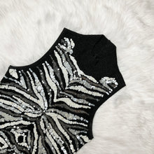 Load image into Gallery viewer, CACHE’ Black &amp; White Sequin Top (L)
