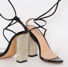 Load image into Gallery viewer, Diamanté Heels (US9)
